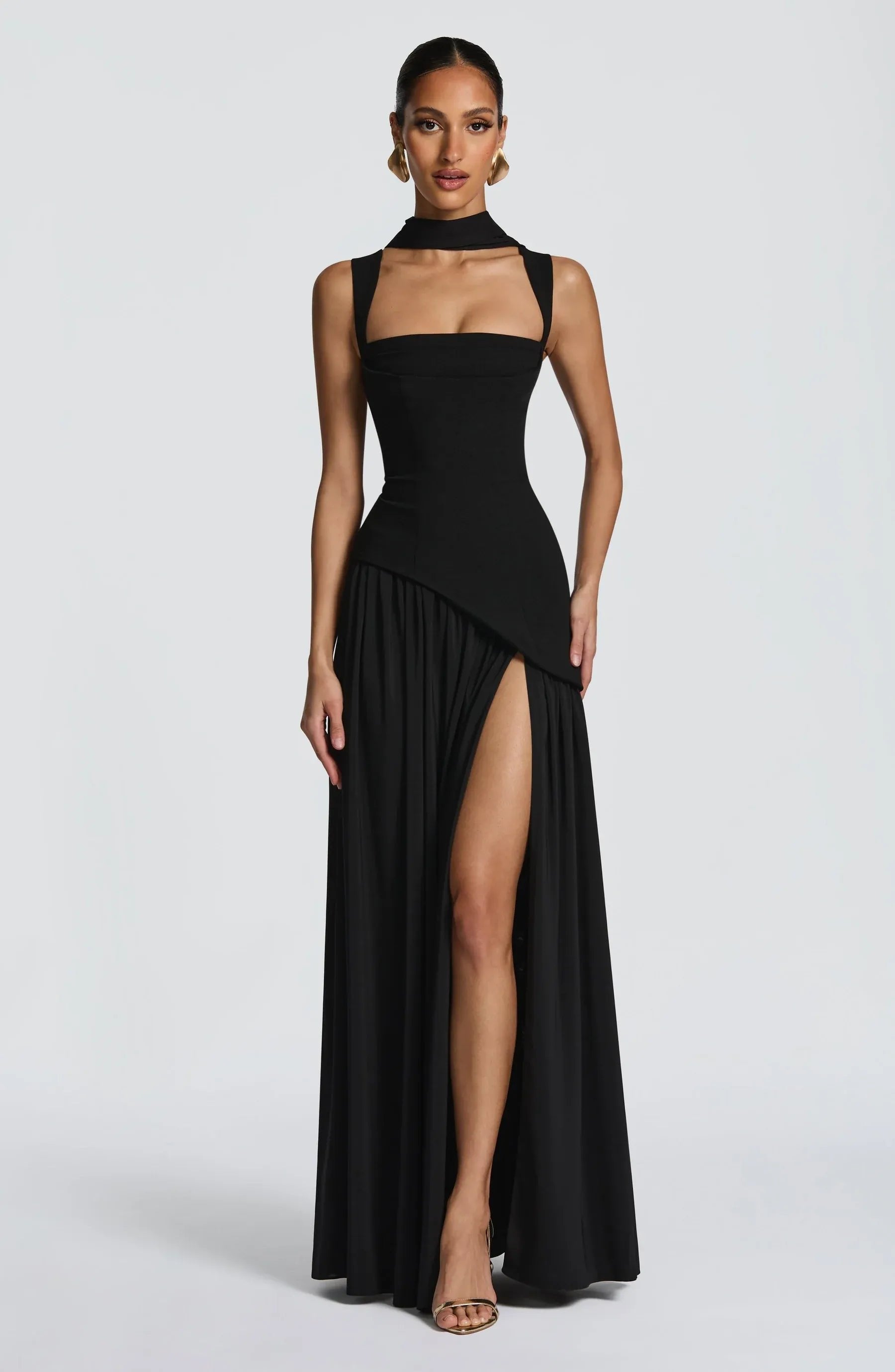 Women's A-Line Sleeveless Fitted-Waist Maxi Dress - Black