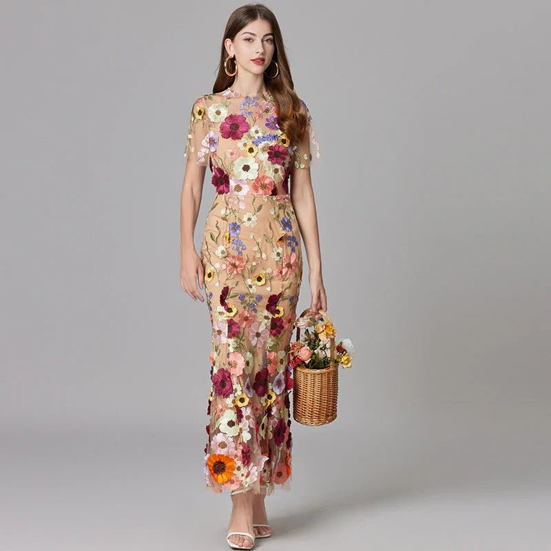 Women's Floral Applique Sleeveless Maxi Dress - Beige